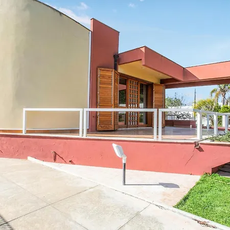 Lovely In With House A Panoramic View