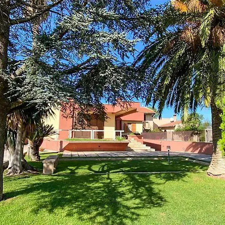 Lovely In With House A Panoramic View Comiso